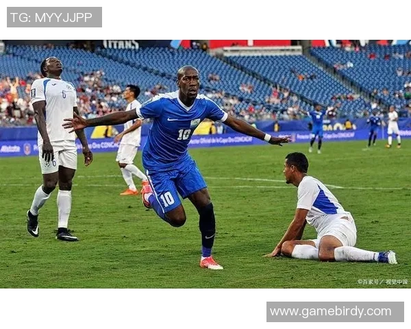 瓜拉尼与河床亚松森激战在即球迷期待精彩对决与历史交锋